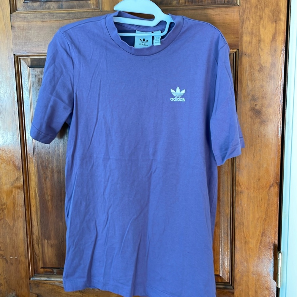 Men’s purple adidas Tshirt